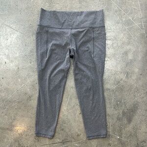 Athleta salutation stash Capri